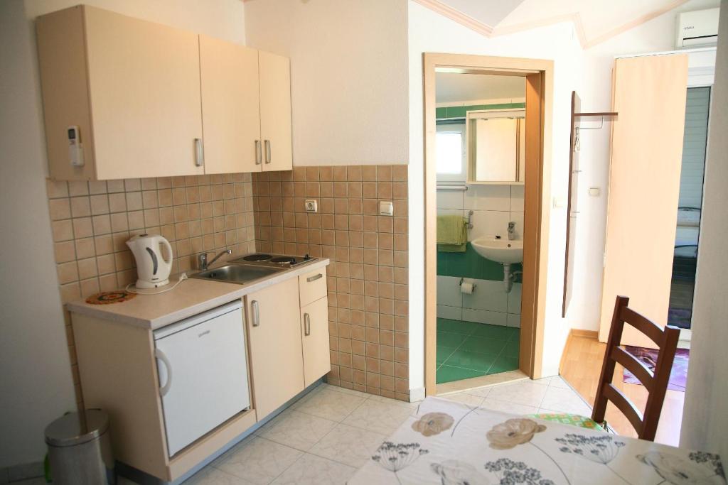 Apartments Dragun Podstrana Chambre photo
